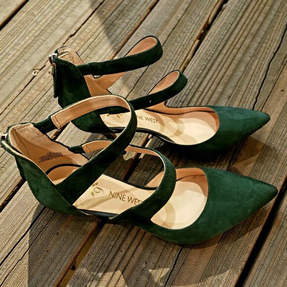 Nine West Green Suede Strappy Heels • Size 7M • Pointed Toe - Picture 2 of 7